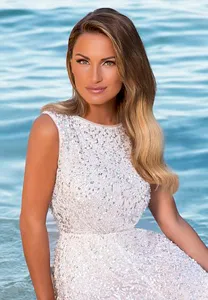 Logo de Samantha Faiers