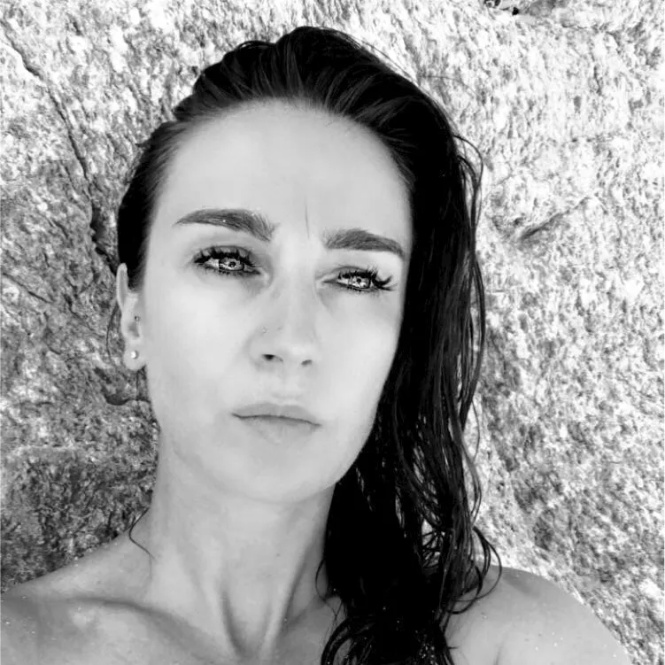 Imagen de Anne-Cecile Douveghan