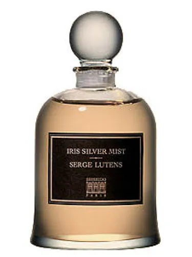 Perfume Iris Silver Mist de Serge Lutens