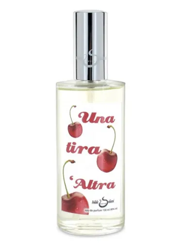 Perfume Una Tira l Altra de Hilde Soliani
