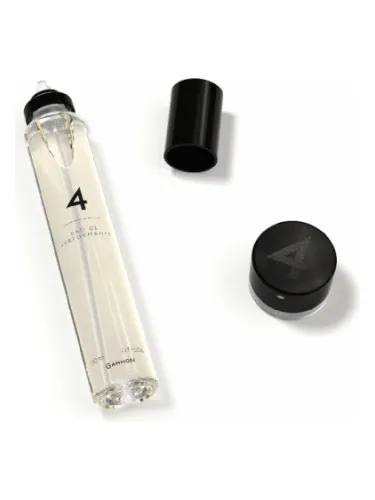 Perfume 4 - The Black Hoodie de Gammon