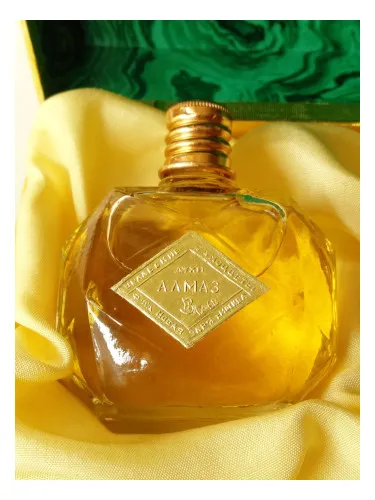 Perfume Алмаз (Almaz) de Новая Заря (Novaya Zarya – The New Dawn)