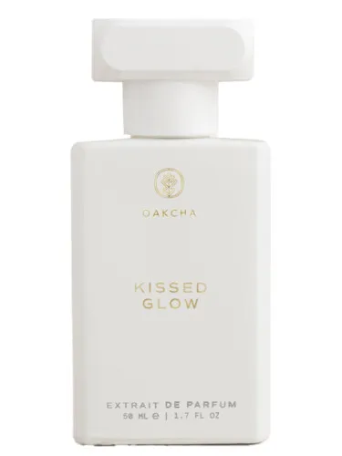 Perfume Kissed Glow de Oakcha