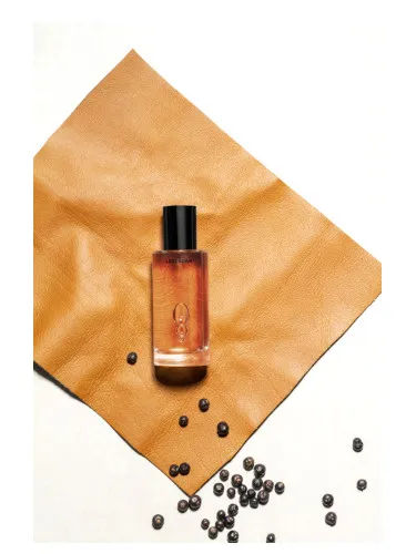 Perfume  JUNIPER LEATHER de LEGENDÄR