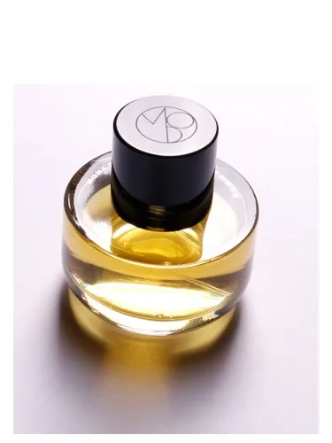Perfume Vermilion Wood de Mona di Orio