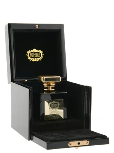 Perfume Elixir de Plaisir. Première dame de Galerie des Sens