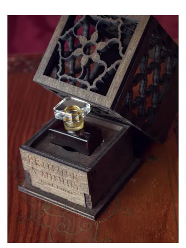 Perfume Prunier à Minuit de Fitzgerald and Guislain