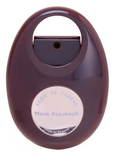 Perfume Lily Prune Musk Patchouli de Ulric de Varens