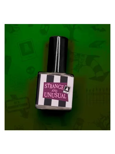 Perfume Strange and Unusual de Sixteen92