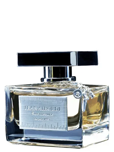 Perfume Jean Airoldi Sur Mesure de Dans un Jardin