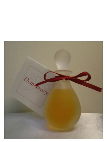 Perfume Democracy de Ayala Moriel