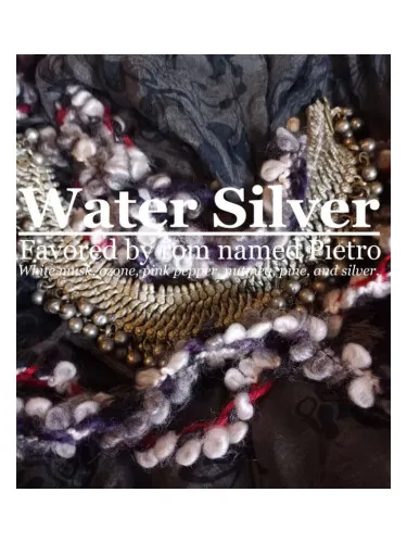 Perfume Water Silver de CherrykasTrunk