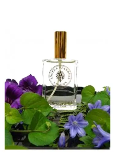 Perfume Josephine de Angela Flanders