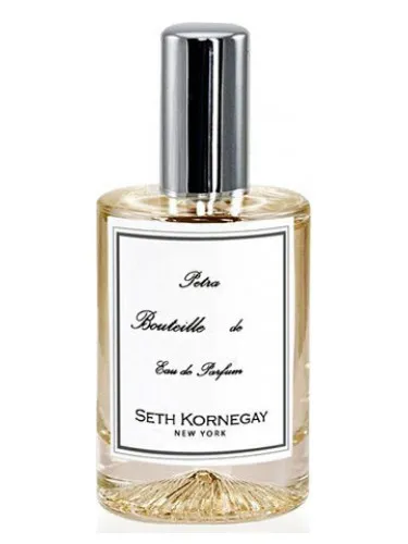 Perfume Petra de Seth Kornegay