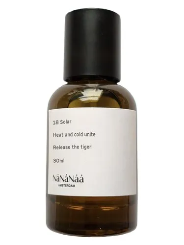 Perfume 18 Solar - Heat and cold unite de NaNaNaa