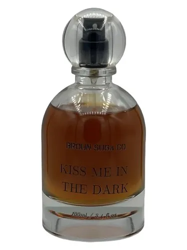 Perfume Kiss Me In The Dark de Broun Suga Co.
