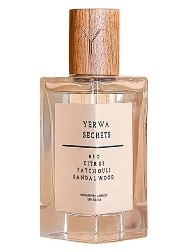 Perfume #50 Citrus Patchouli Sandalwood de Yerwa Secrets