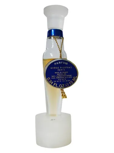 Perfume Sculpture Parfum de Nikos
