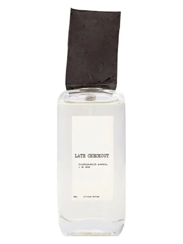 Perfume Late Checkout de Lera Nena