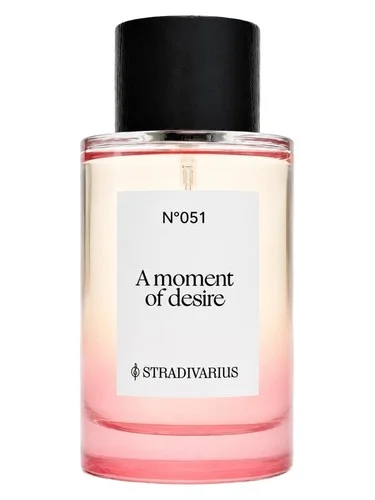 Perfume N°051 A Moment Of Desire de Stradivarius