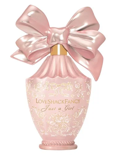 Perfume Just a Girl de LoveShackFancy